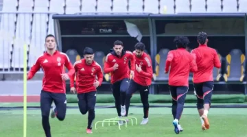 صفقة تبادلية مرتقبة.. بيراميدز يقترب من ضم نجم الأهلي المصري في الشتاء